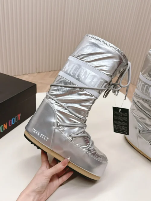UGG Snow Boots Style 0137