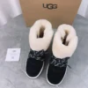 UGG Leather Snow Boots Style 0147