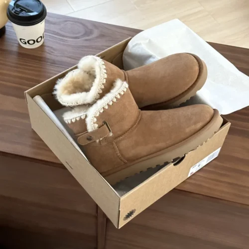 UGG Lambskin Sneakers Style 0159