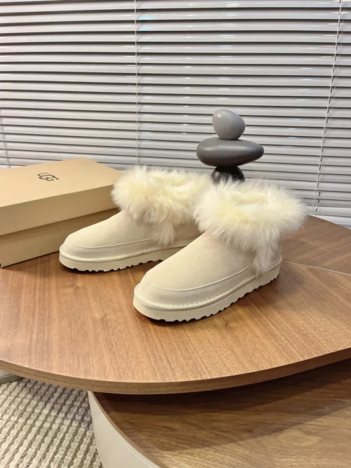 UGG Boots Style 0165