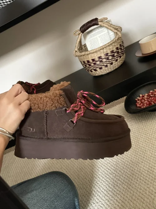 UGG Shearling Sneakers Style 0175