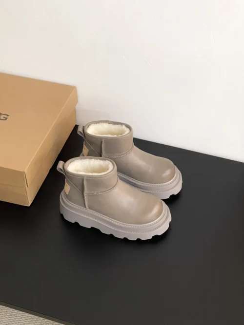 UGG Boots Style 0187