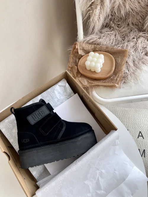 UGG Sneakers Style 0201