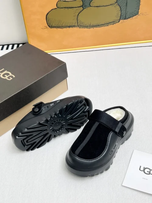 UGG Sneakers Style 0209