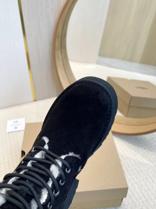 UGG Snow Boots Style 0217