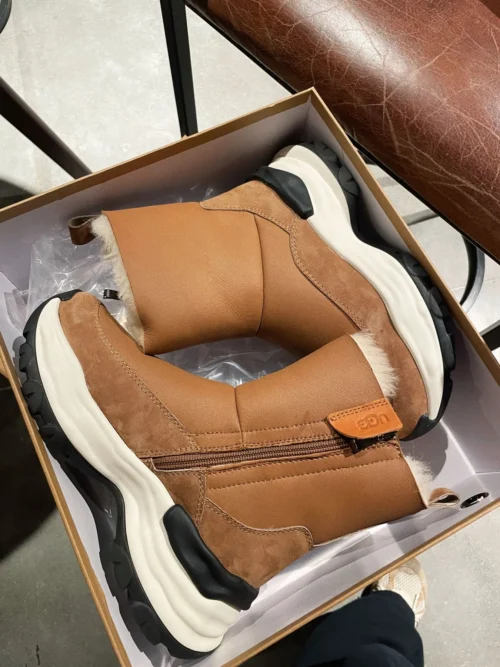 UGG Shearling Snow Boots Style 0227