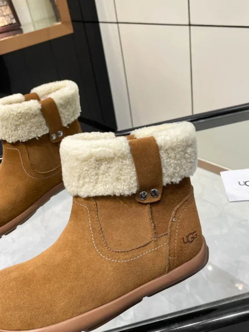 UGG Rubber Sneakers Style 0229