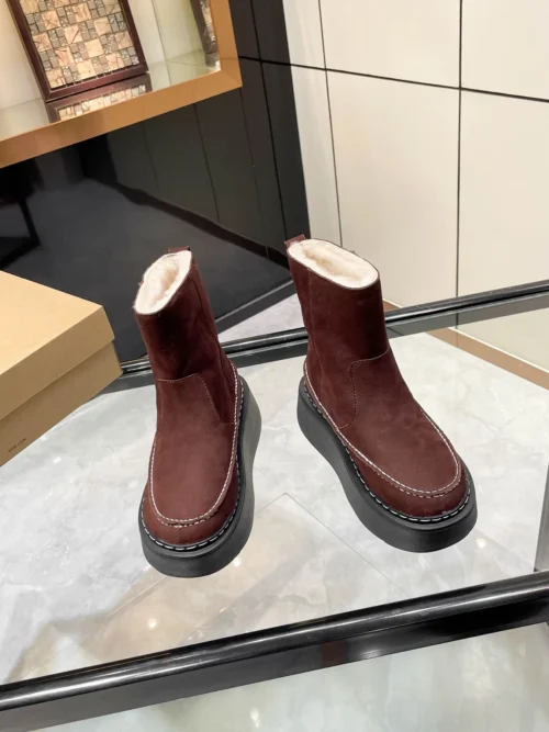 UGG Leather Sneakers Style 0251