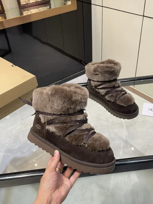 UGG Boots Style 0261