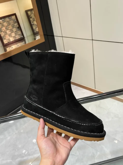UGG Leather Sneakers Style 0277