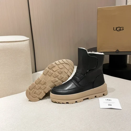UGG Leather Snow Boots Style 0279