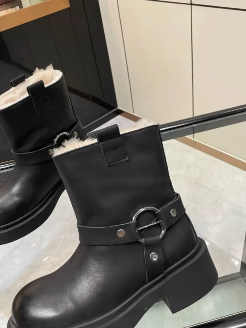 UGG Lambskin Boots Style 0287