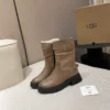 UGG Leather Snow Boots Style 0289