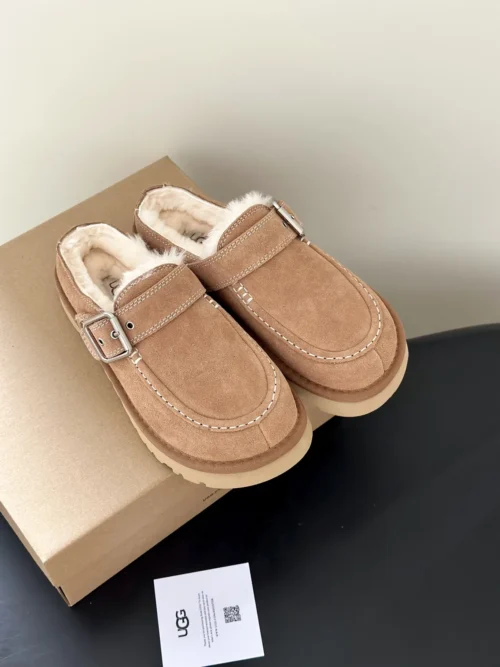 UGG Sneakers Style 0313