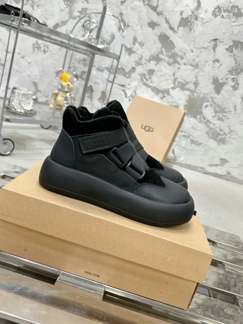 UGG Sneakers Style 0325