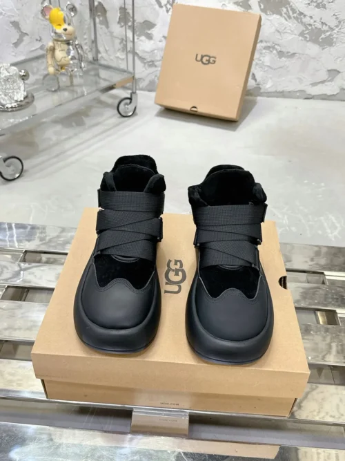 UGG Sneakers Style 0325