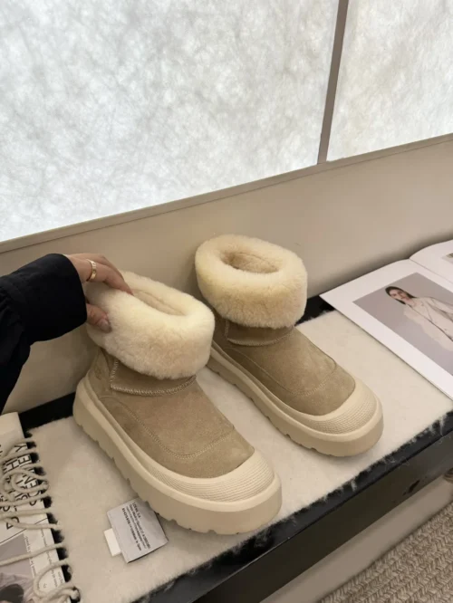 UGG Snow Boots Style 0333