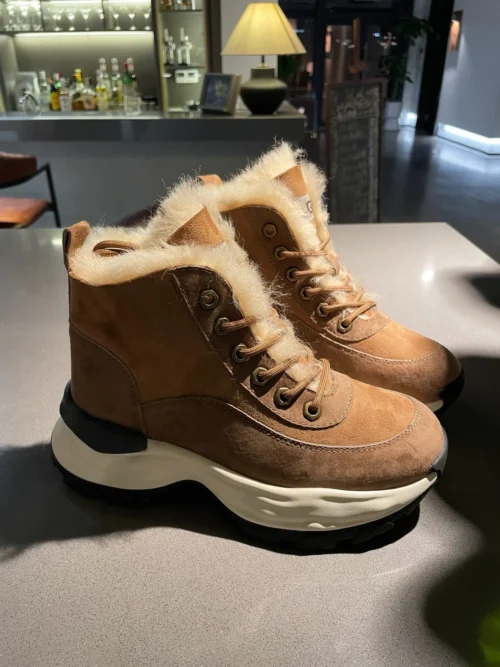 UGG Shearling Sneakers Style 0337