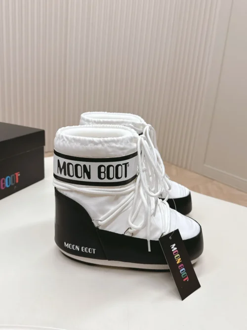 UGG Snow Boots Style 0345