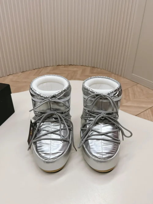UGG Snow Boots Style 0347