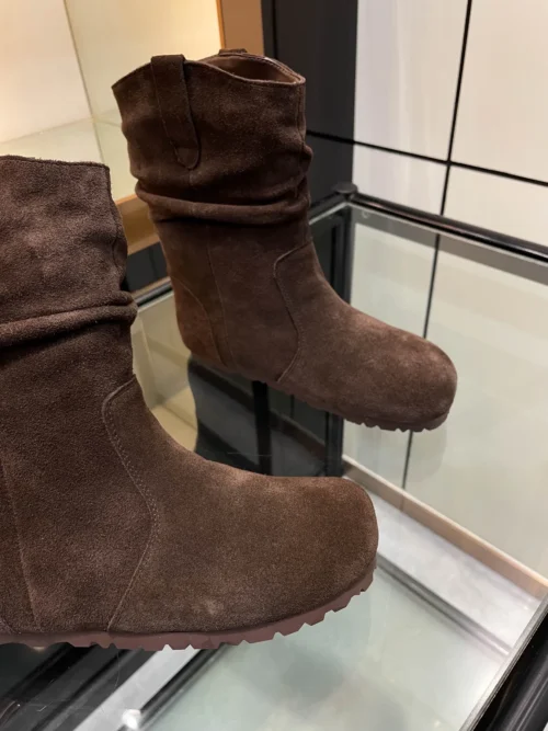 UGG Snow Boots Style 0361