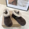 UGG Snow Boots Style 0371