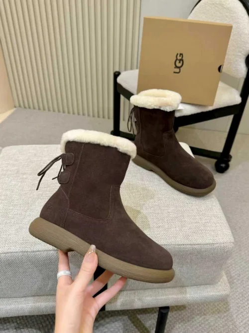 UGG Snow Boots Style 0375