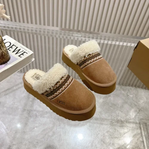 UGG Slides Style 0389