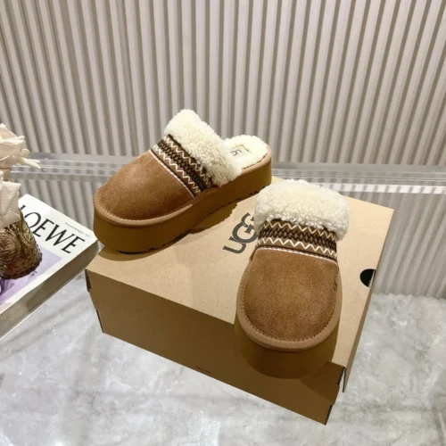 UGG Slides Style 0389