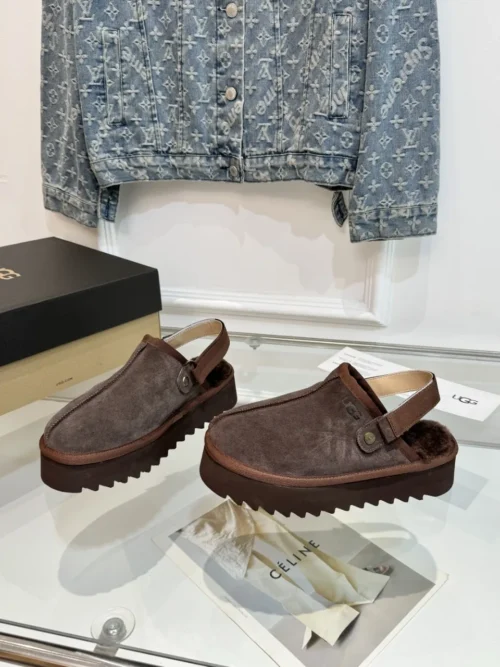 UGG Brown Slides Style 0397