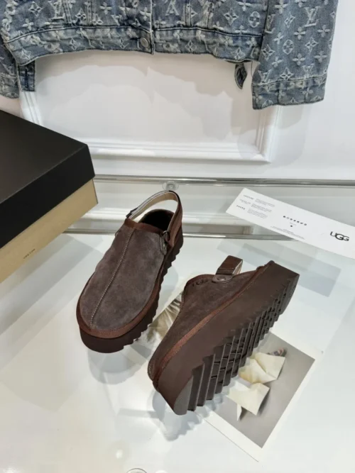 UGG Brown Slides Style 0397