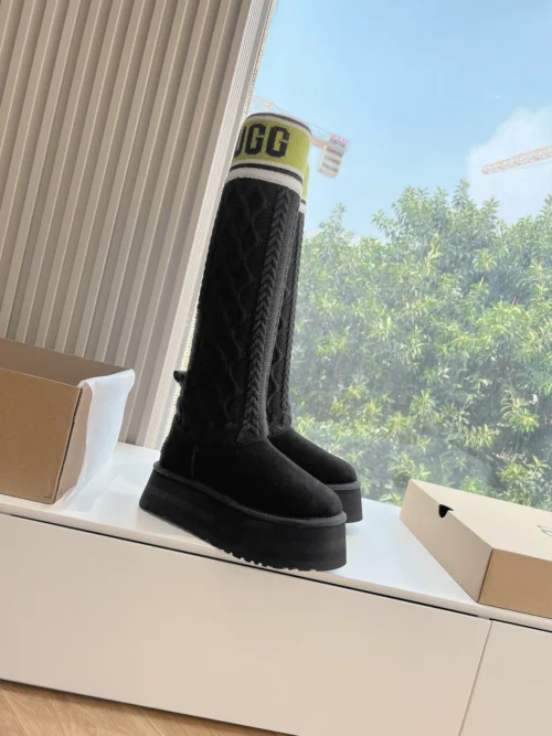 UGG Boots Style 0407