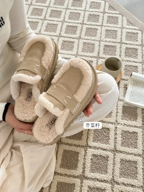 UGG Brown Sneakers