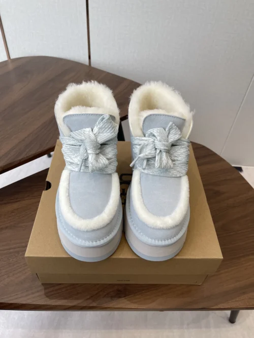 UGG Tazz Lambskin Snow Boots