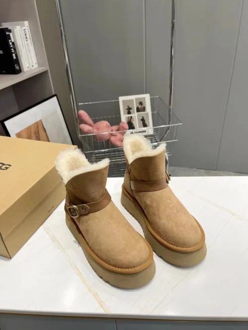 UGG Black Shearling Sneakers Style 0427