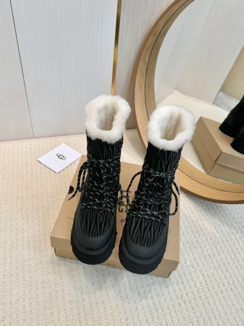 UGG Leather Sneakers Style 0429