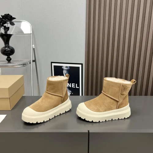 UGG Snow Boots Style 0431