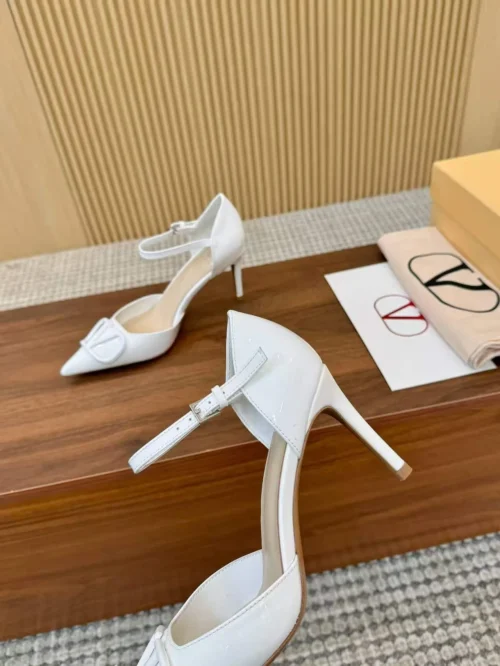 Valentino Sandals Style 0025