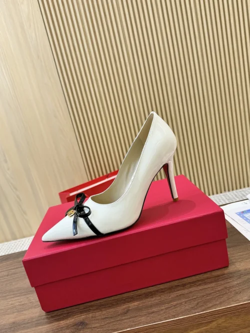 Valentino Sneakers