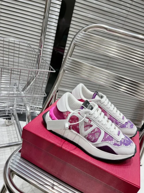 Valentino Sneakers Style 0059