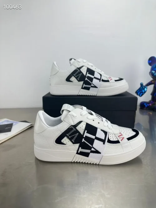 Valentino Leather Sneakers Style 0061