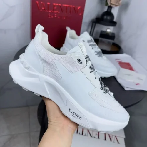 Valentino Sneakers Style 0075